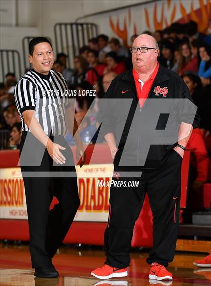 Thumbnail 1 in Mission Viejo vs. Mater Dei (Diablo Inferno Tourney) photogallery.