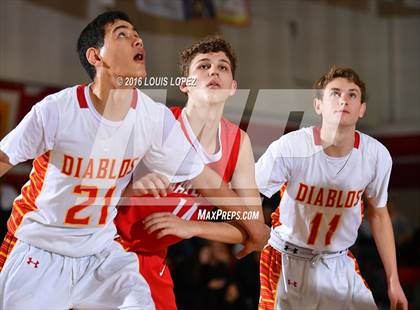 Thumbnail 1 in Mission Viejo vs. Mater Dei (Diablo Inferno Tourney) photogallery.