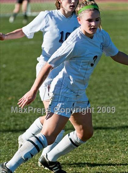 Thumbnail 2 in LaSalle Academy vs South Kingstown (RIIL D1 Final) photogallery.