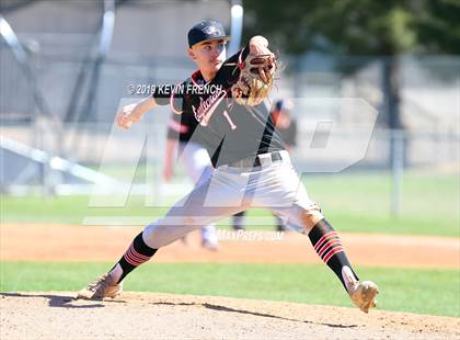 Thumbnail 2 in Eaglecrest vs. Deer Valley (Coach Bob Invitational) photogallery.