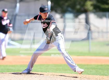 Thumbnail 2 in Eaglecrest vs. Deer Valley (Coach Bob Invitational) photogallery.
