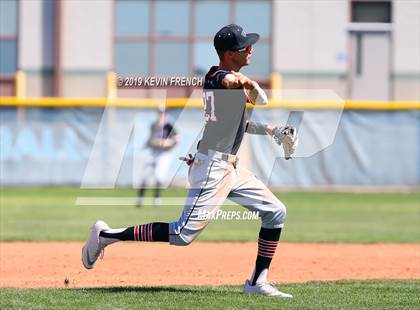 Thumbnail 3 in Eaglecrest vs. Deer Valley (Coach Bob Invitational) photogallery.