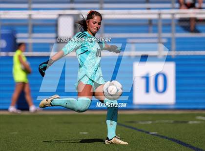 Thumbnail 1 in Davenport vs. Celina (UIL 4A Soccer Division I Final) photogallery.