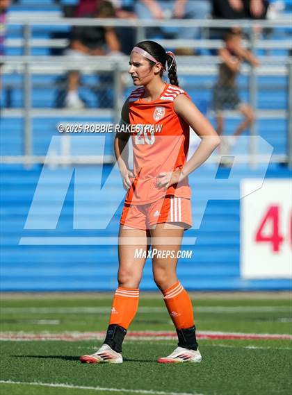 Thumbnail 1 in Davenport vs. Celina (UIL 4A Soccer Division I Final) photogallery.