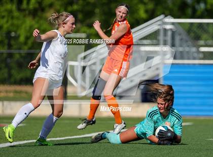 Thumbnail 2 in Davenport vs. Celina (UIL 4A Soccer Division I Final) photogallery.