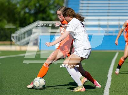 Thumbnail 3 in Davenport vs. Celina (UIL 4A Soccer Division I Final) photogallery.