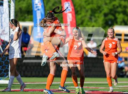 Thumbnail 1 in Davenport vs. Celina (UIL 4A Soccer Division I Final) photogallery.