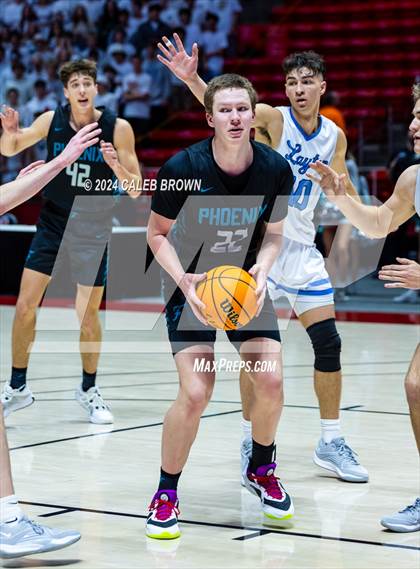 Thumbnail 1 in Layton vs. Farmington (UHSAA 6A Quarterfinal) photogallery.