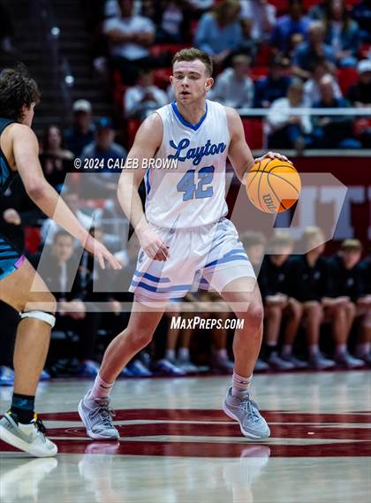 Thumbnail 3 in Layton vs. Farmington (UHSAA 6A Quarterfinal) photogallery.
