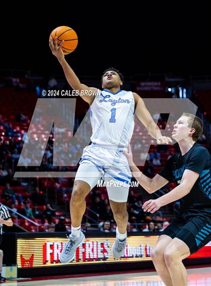Thumbnail 2 in Layton vs. Farmington (UHSAA 6A Quarterfinal) photogallery.