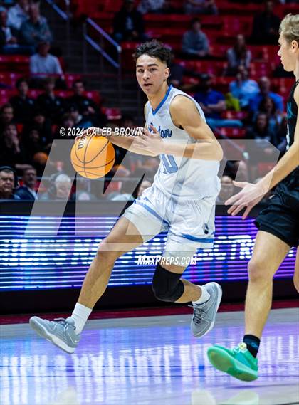 Thumbnail 1 in Layton vs. Farmington (UHSAA 6A Quarterfinal) photogallery.