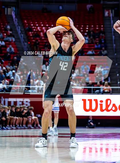 Thumbnail 1 in Layton vs. Farmington (UHSAA 6A Quarterfinal) photogallery.