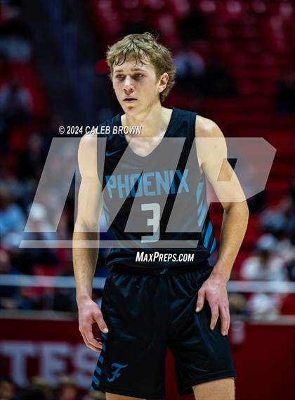 Thumbnail 2 in Layton vs. Farmington (UHSAA 6A Quarterfinal) photogallery.