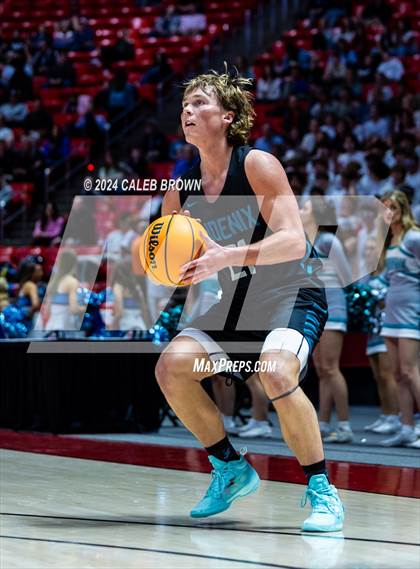 Thumbnail 1 in Layton vs. Farmington (UHSAA 6A Quarterfinal) photogallery.