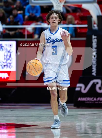 Thumbnail 1 in Layton vs. Farmington (UHSAA 6A Quarterfinal) photogallery.