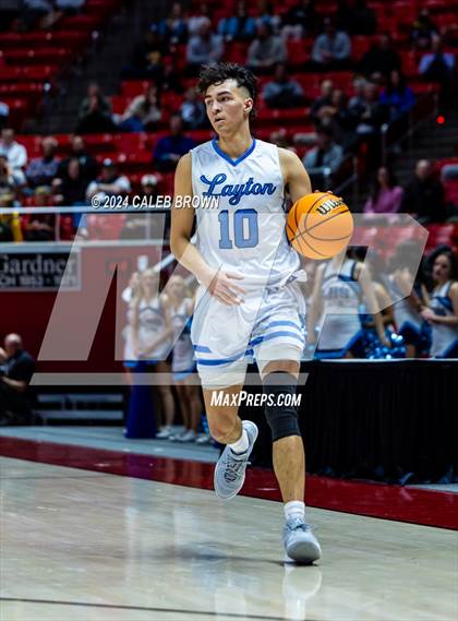 Thumbnail 1 in Layton vs. Farmington (UHSAA 6A Quarterfinal) photogallery.