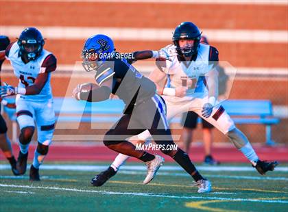 Thumbnail 1 in Norman @ Deer Creek photogallery.