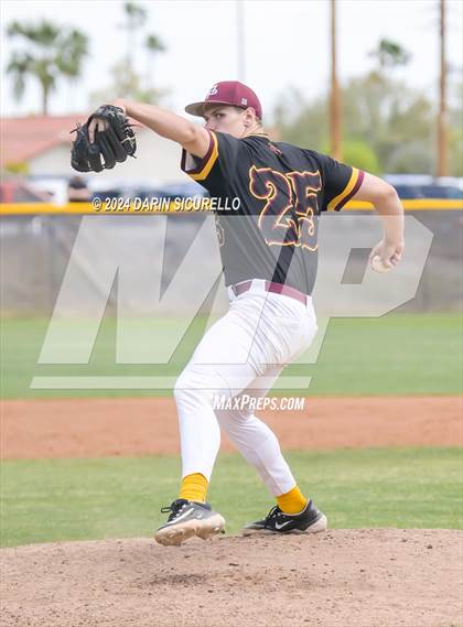 Thumbnail 1 in Williams Field vs Mountain Pointe (AIA 5A Round 1A Playoff) photogallery.