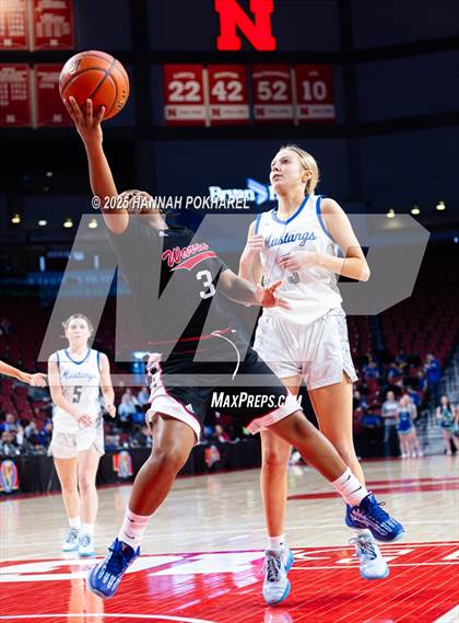 Thumbnail 2 in Millard North vs. Omaha Westside (NSAA Class A Quarterfinal) photogallery.