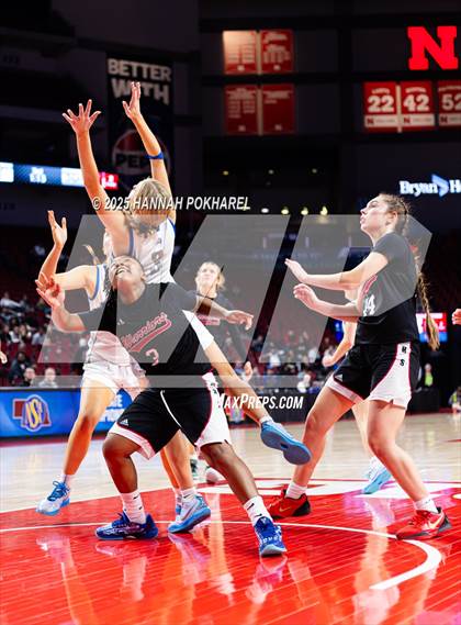 Thumbnail 2 in Millard North vs. Omaha Westside (NSAA Class A Quarterfinal) photogallery.
