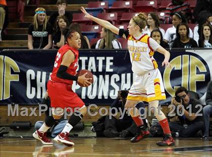 Thumbnail 2 in Berkeley vs. Mater Dei (CIF State D1 Final) photogallery.