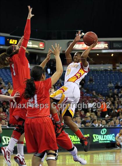 Thumbnail 2 in Berkeley vs. Mater Dei (CIF State D1 Final) photogallery.