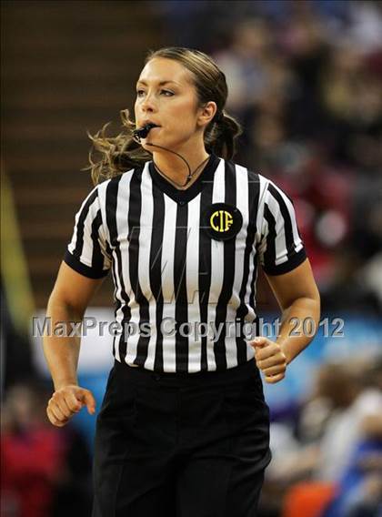 Thumbnail 2 in Berkeley vs. Mater Dei (CIF State D1 Final) photogallery.