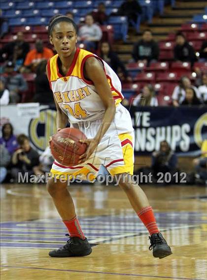 Thumbnail 1 in Berkeley vs. Mater Dei (CIF State D1 Final) photogallery.