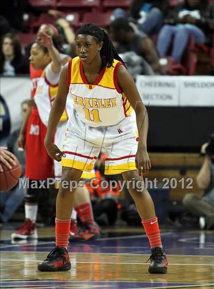 Thumbnail 1 in Berkeley vs. Mater Dei (CIF State D1 Final) photogallery.