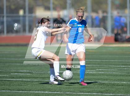 Thumbnail 2 in Serra vs. San Diego (CIF SDS D3) photogallery.