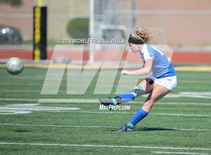 Thumbnail 2 in Serra vs. San Diego (CIF SDS D3) photogallery.