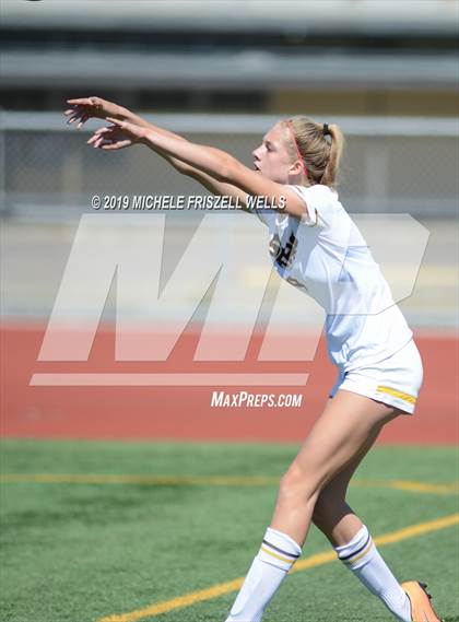Thumbnail 2 in Serra vs. San Diego (CIF SDS D3) photogallery.