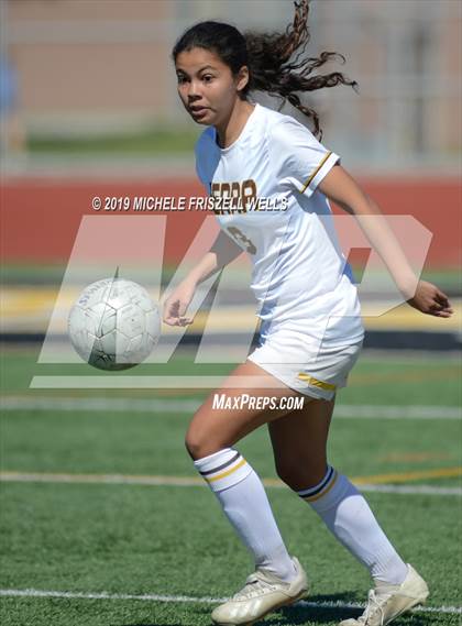 Thumbnail 1 in Serra vs. San Diego (CIF SDS D3) photogallery.