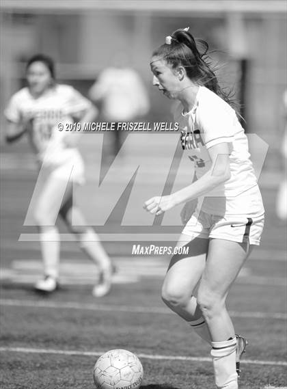Thumbnail 1 in Serra vs. San Diego (CIF SDS D3) photogallery.