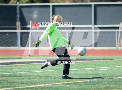 Thumbnail 2 in Serra vs. San Diego (CIF SDS D3) photogallery.