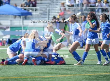 Thumbnail 2 in Serra vs. San Diego (CIF SDS D3) photogallery.