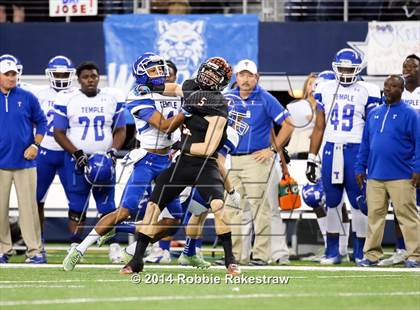 Thumbnail 3 in Aledo vs. Temple (UIL 5A Division 1 Final) photogallery.