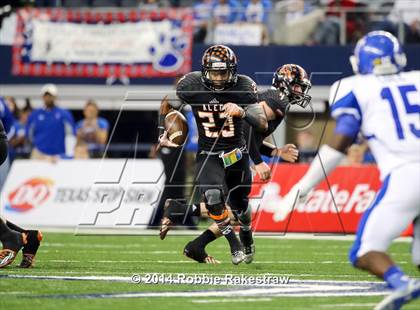 Thumbnail 2 in Aledo vs. Temple (UIL 5A Division 1 Final) photogallery.