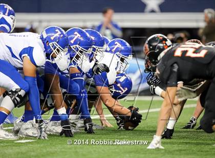 Thumbnail 1 in Aledo vs. Temple (UIL 5A Division 1 Final) photogallery.