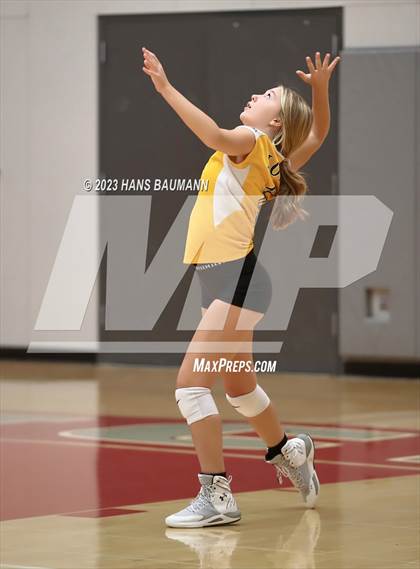 Thumbnail 1 in Truckee vs Lowry photogallery.