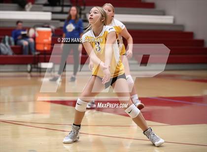 Thumbnail 1 in Truckee vs Lowry photogallery.