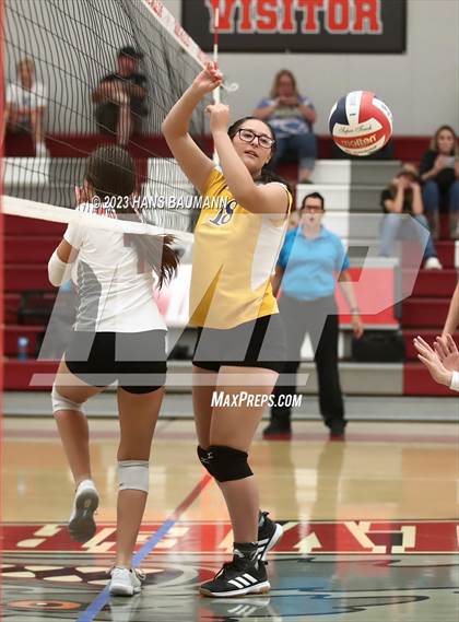 Thumbnail 1 in Truckee vs Lowry photogallery.