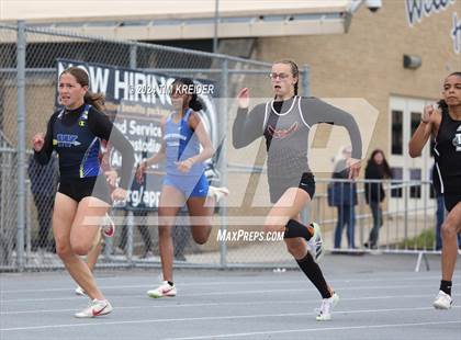 Thumbnail 3 in Mid-Penn Track and Field Championships photogallery.