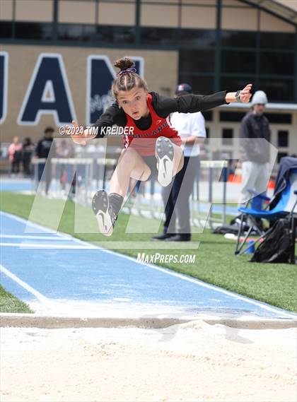 Thumbnail 1 in Mid-Penn Track and Field Championships photogallery.