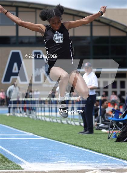 Thumbnail 2 in Mid-Penn Track and Field Championships photogallery.