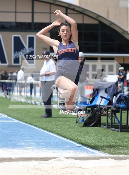 Thumbnail 3 in Mid-Penn Track and Field Championships photogallery.