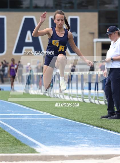Thumbnail 1 in Mid-Penn Track and Field Championships photogallery.