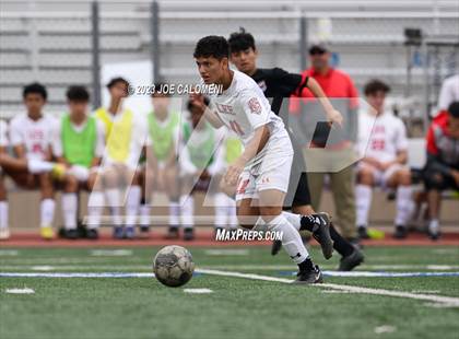 Thumbnail 3 in Lee vs Churchill photogallery.