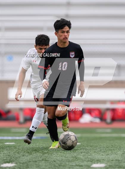 Thumbnail 2 in Lee vs Churchill photogallery.