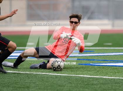 Thumbnail 1 in Lee vs Churchill photogallery.